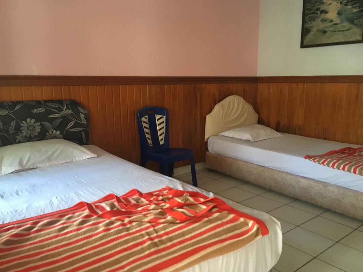 Tamasya Garden Hotel Kotamobagu ภายนอก รูปภาพ