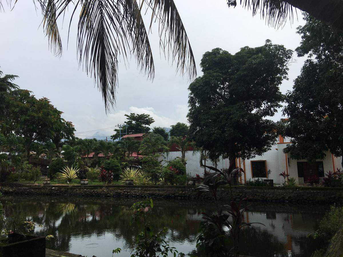 Tamasya Garden Hotel Kotamobagu ภายนอก รูปภาพ